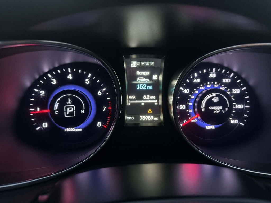 Used 2015 Hyundai Santa Fe Sport 2.0T w/ Option Group 05 image 28