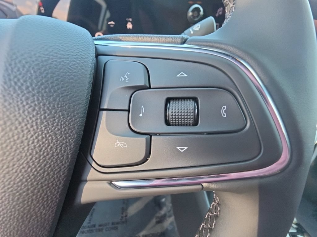 New 2026 Buick Envista Sport Touring FWD image 23