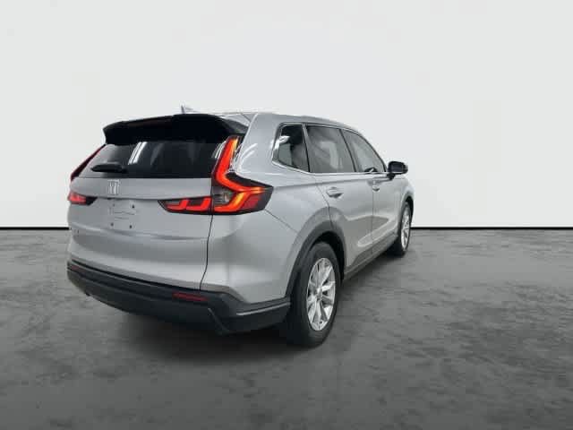 Used 2025 Honda CR-V EX image 3