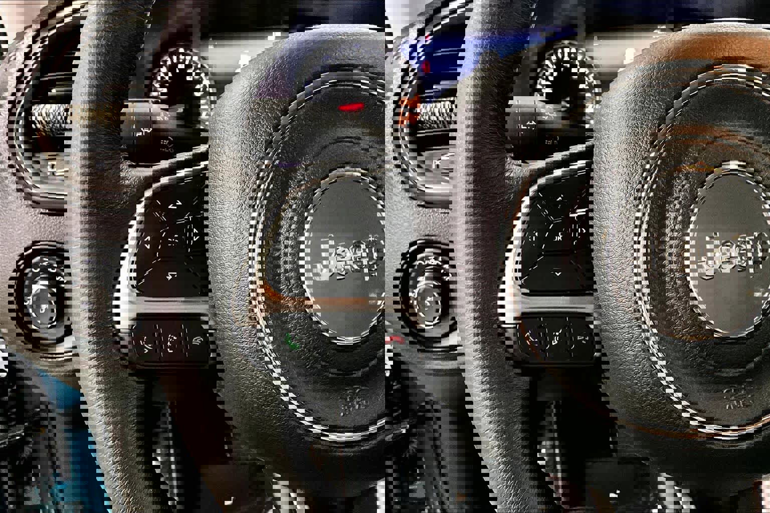 Used 2022 Jeep Renegade Latitude w/ Convenience Group image 23