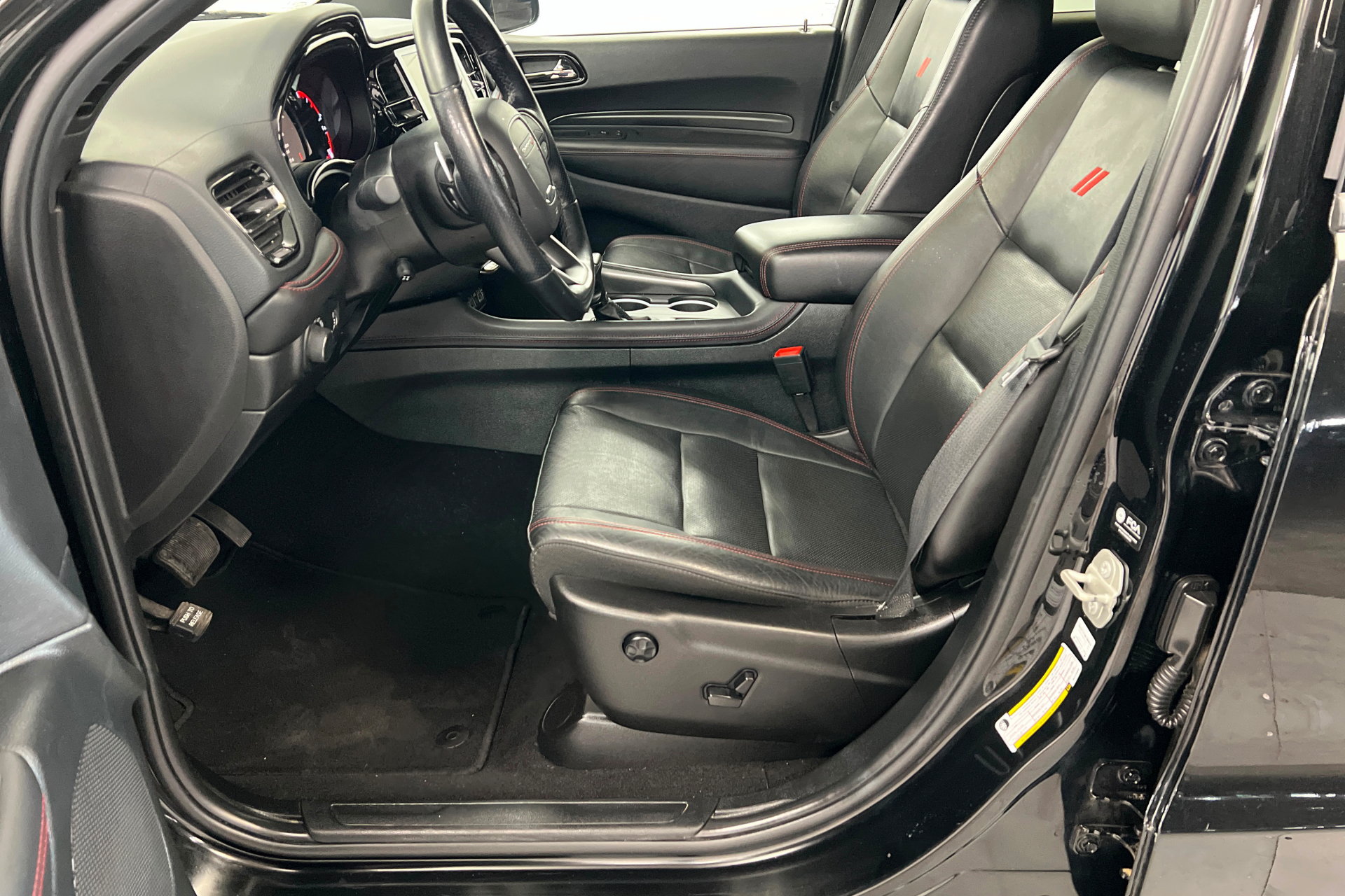 Used 2024 Dodge Durango GT AWD/4WD image 17