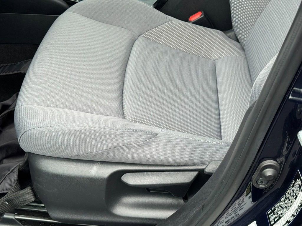 Used 2023 Toyota Corolla SE w/ SE Premium Package FWD image 21