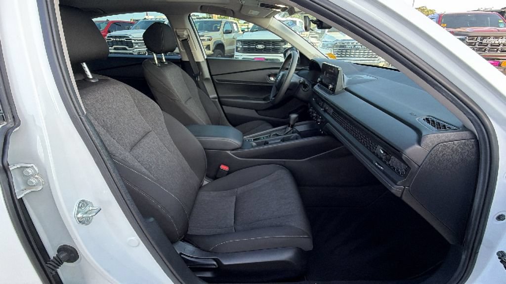 Used 2024 Honda Accord EX image 28
