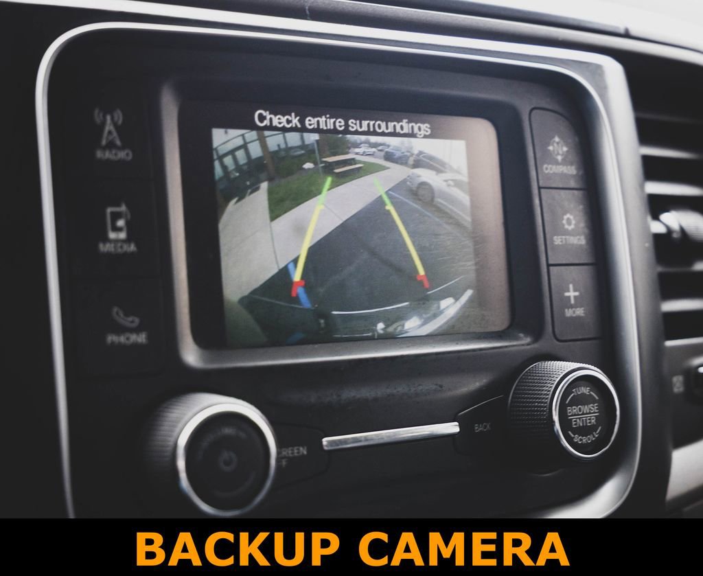 Used 2018 RAM 2500 Tradesman w/ Chrome Appearance Group AWD/4WD image 3