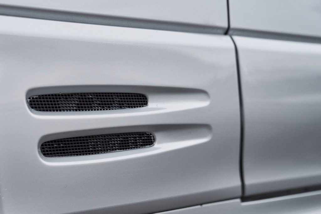 Used 2002 Mercedes-Benz SL 500 w/ SL2 Option Pkg image 9