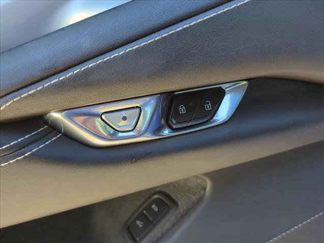 Used 2021 Chevrolet Corvette Stingray Coupe w/ 1LT image 9