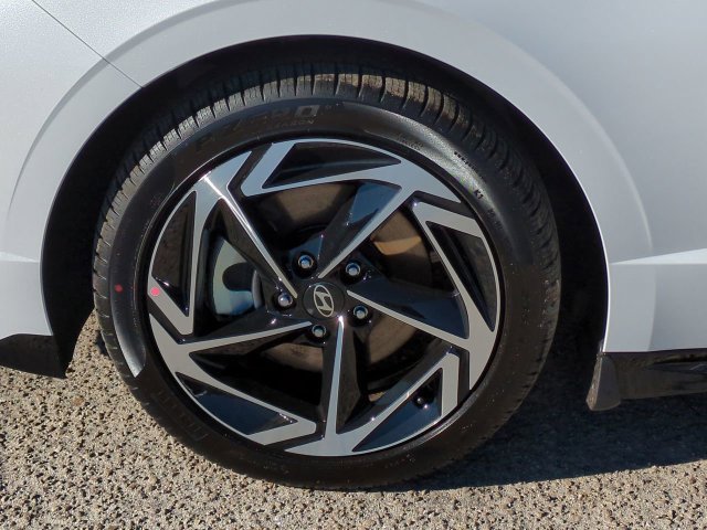 New 2026 Hyundai Sonata SEL AWD/4WD image 11