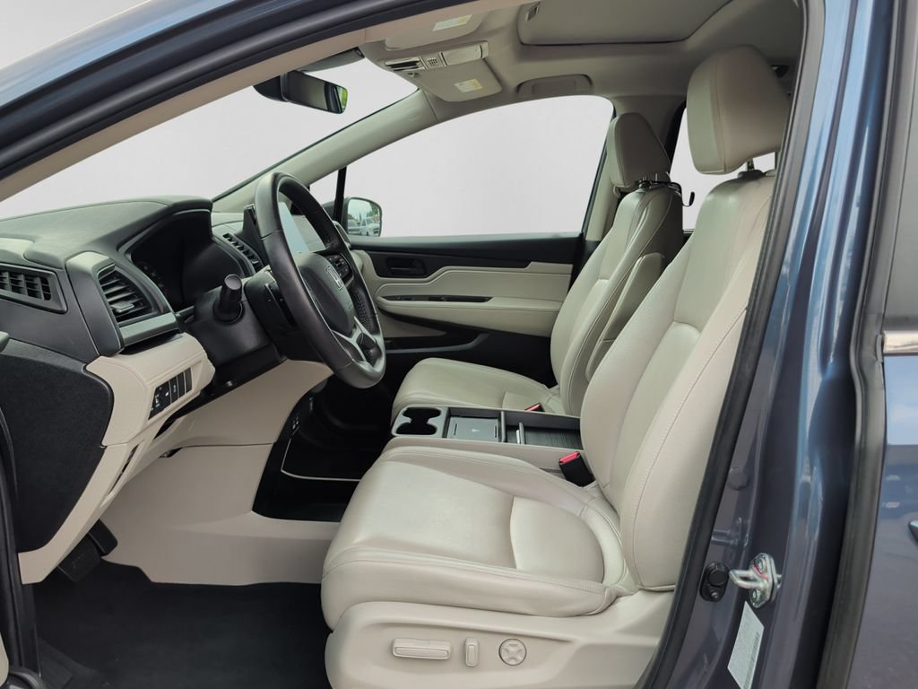 Used 2025 Honda Odyssey EX-L image 16