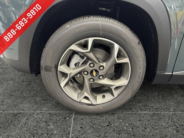 New 2026 Chevrolet Trax LT w/ Driver Confidence Package FWD image 25