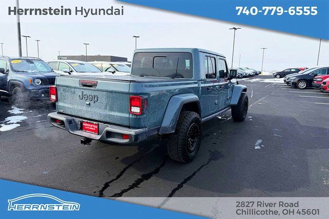 Used 2025 Jeep Gladiator Nighthawk image 30