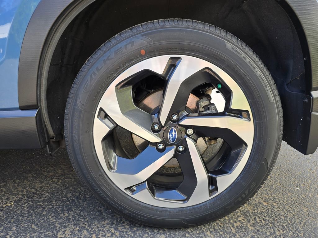 Certified 2023 Subaru Forester Touring AWD/4WD image 6