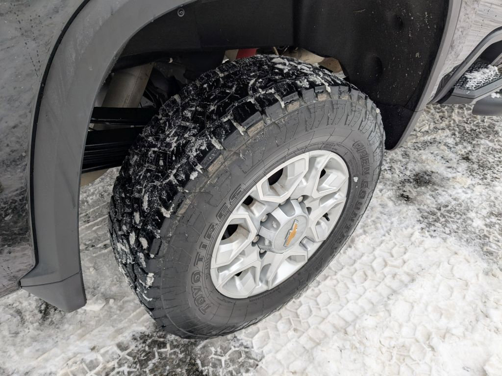 Certified 2024 Chevrolet Silverado 3500 LTZ w/ LTZ Plus Package image 35