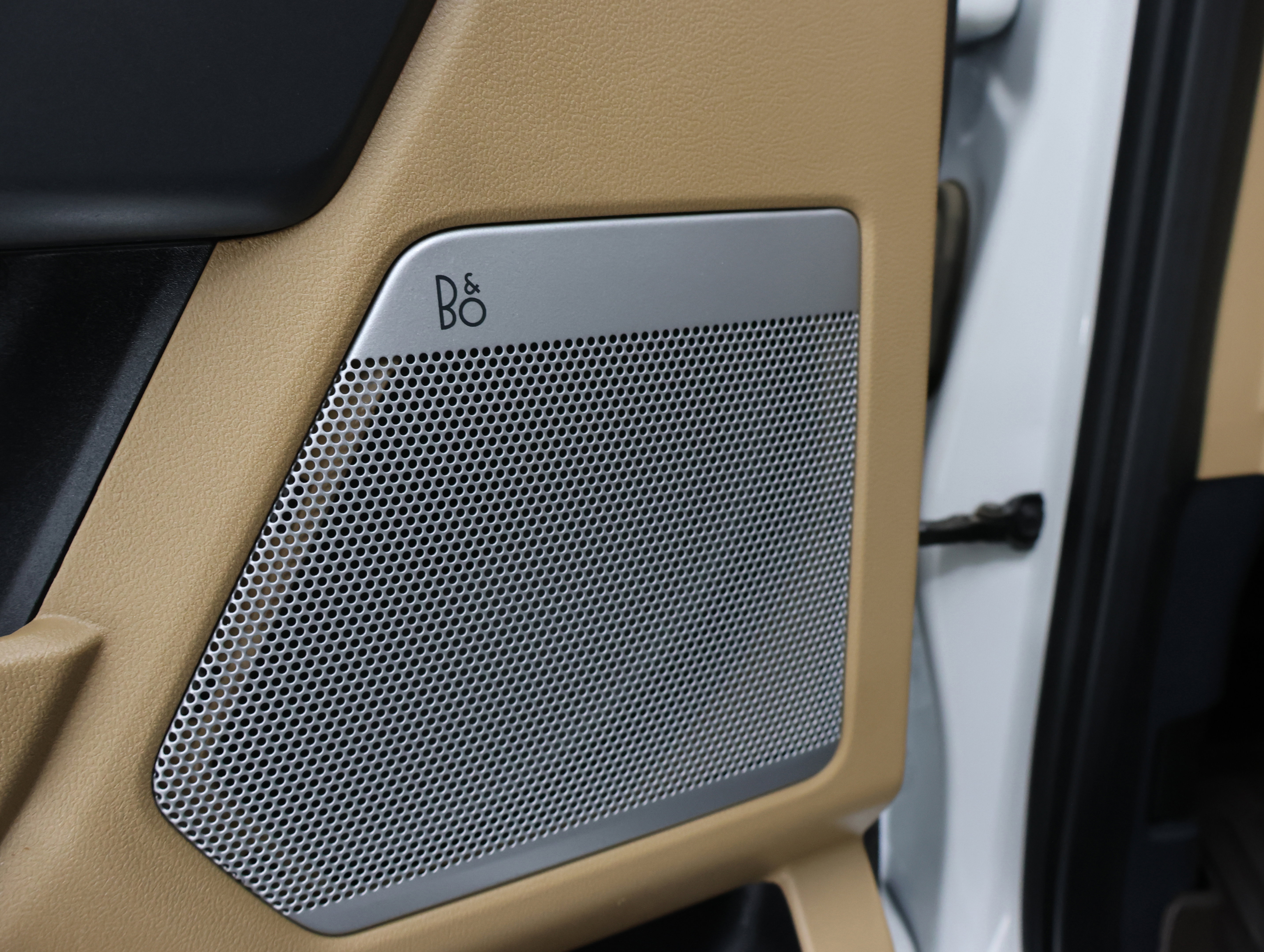 Used 2023 Ford F350 Lariat w/ FX4 Off-Road Package image 46