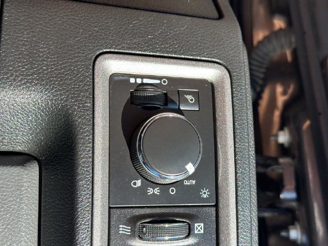 Used 2015 RAM 1500 Tradesman w/ Popular Equipment Group AWD/4WD image 31