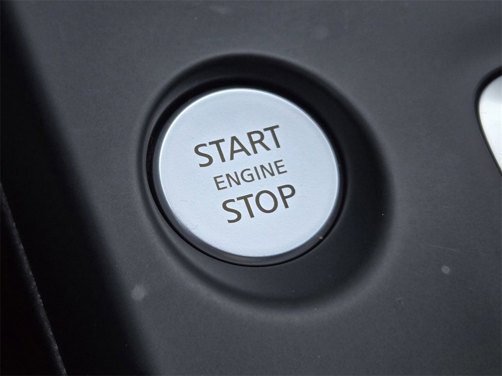 Certified 2025 INFINITI QX55 Luxe w/ Cargo Package image 23