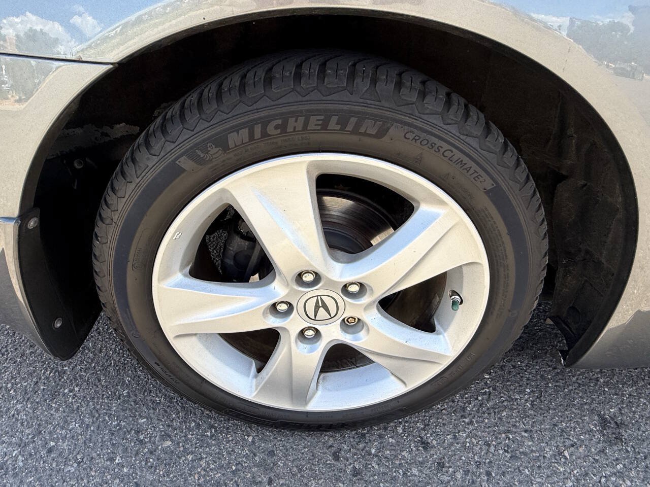 Used 2010 Acura TSX w/ Technology Package FWD image 13