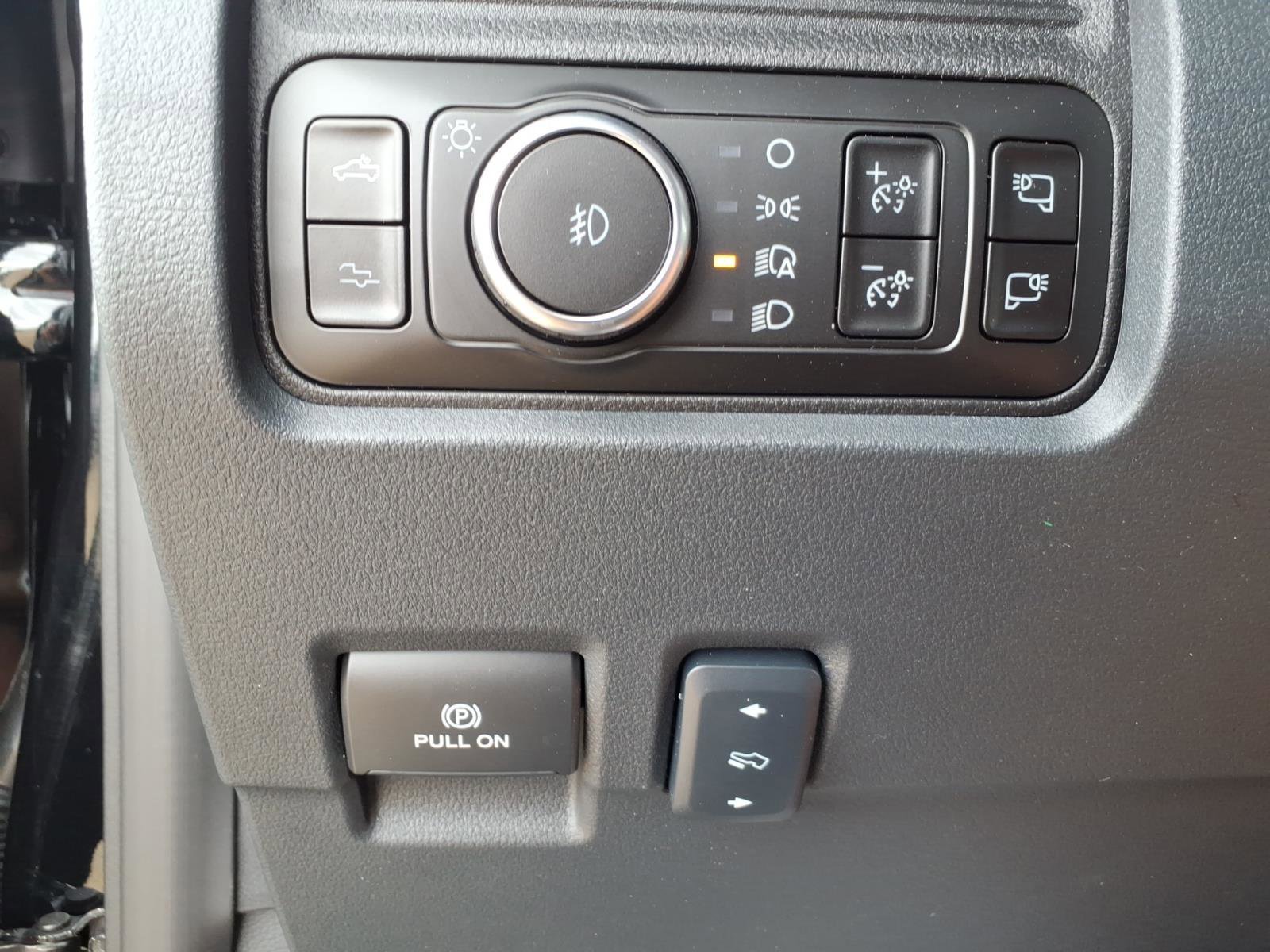 New 2026 Ford F250 4x4 Crew Cab Super Duty image 27