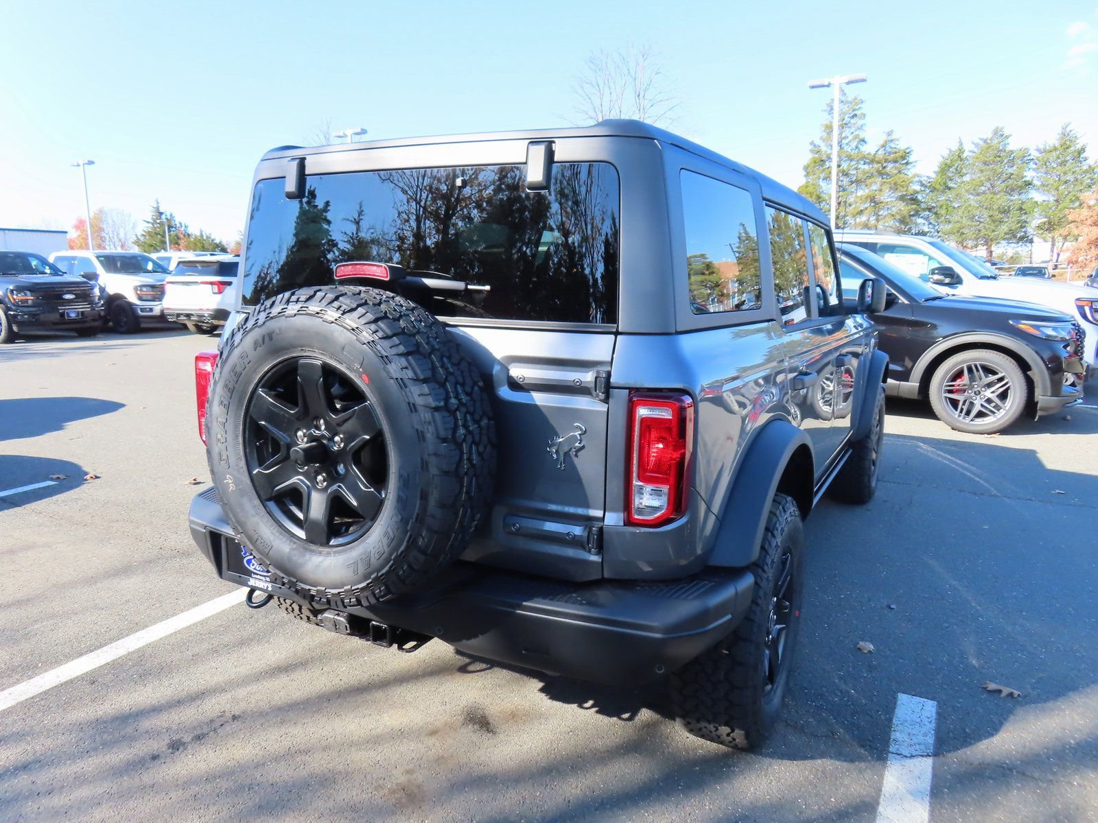 New 2025 Ford Bronco Big Bend w/ Black Diamond Package image 4