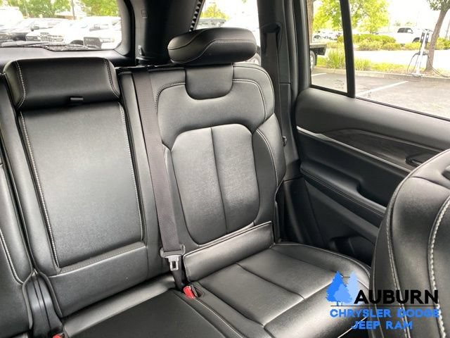 Used 2024 Jeep Grand Cherokee Limited 4xe AWD/4WD image 23