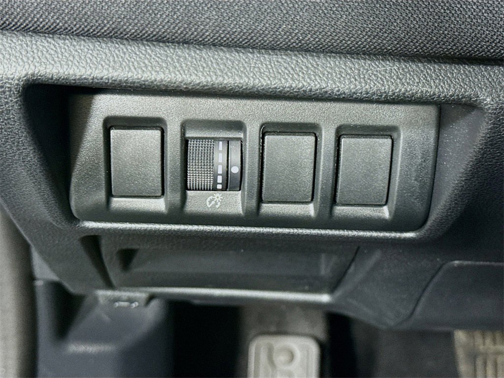 Used 2024 Subaru Outback Premium image 18