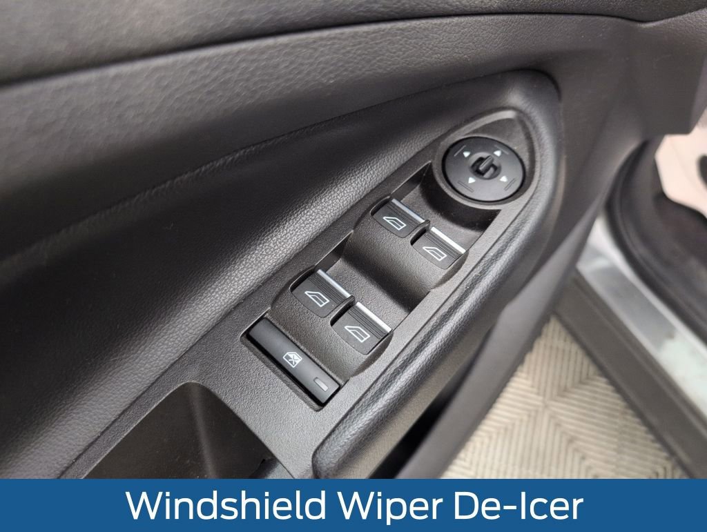 Used 2019 Ford Escape SE image 35