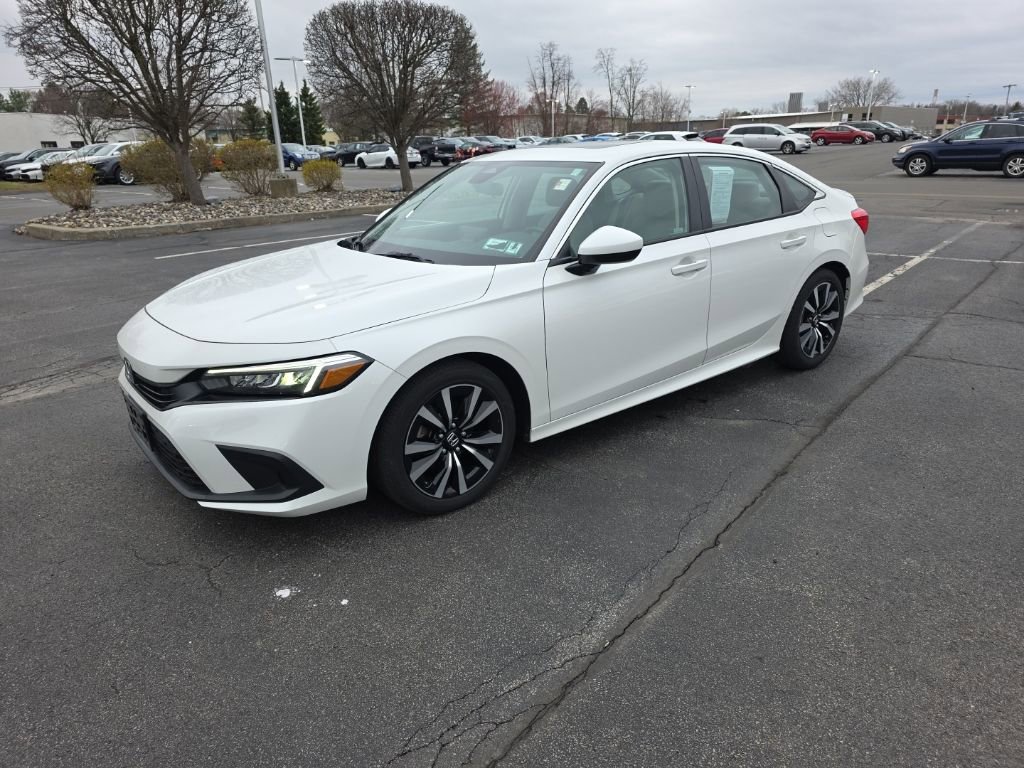 Used 2023 Honda Civic EX image 3