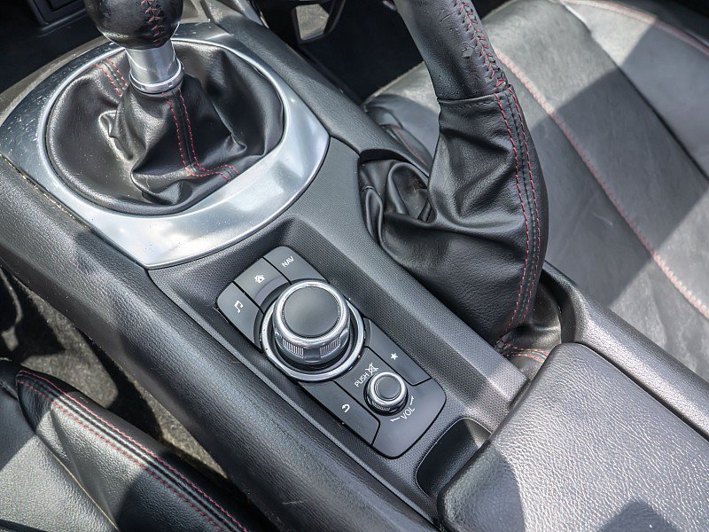 Used 2018 MAZDA MX-5 Miata Grand Touring RWD image 26