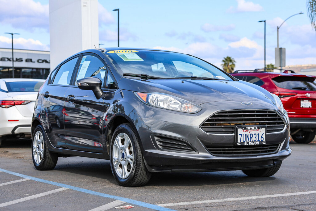 Used 2016 Ford Fiesta SE image 28