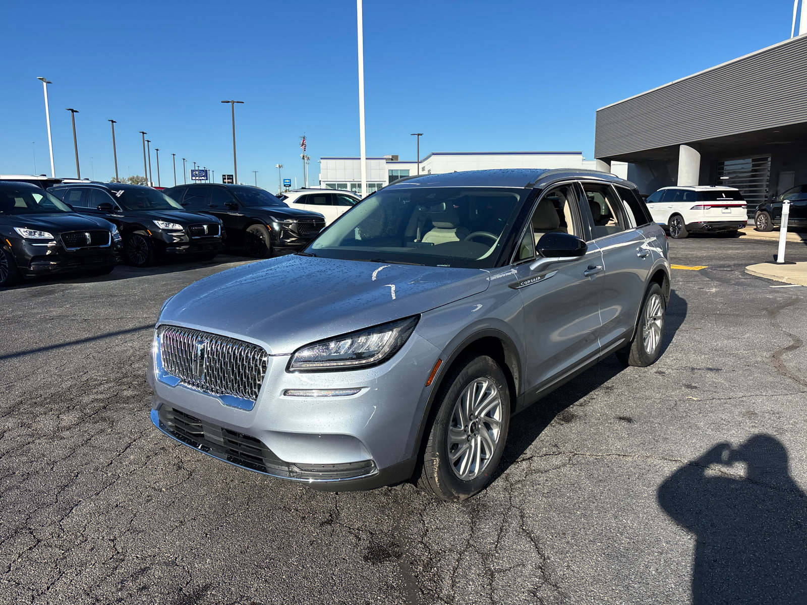 Certified 2022 Lincoln Corsair FWD image 3