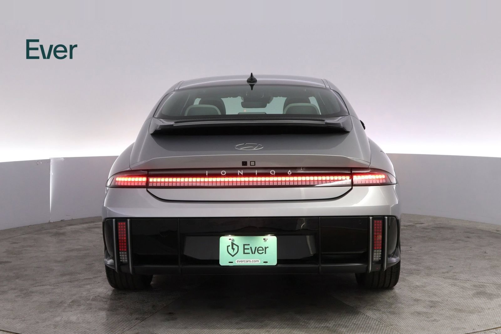 Used 2024 Hyundai Ioniq 6 Limited RWD image 15