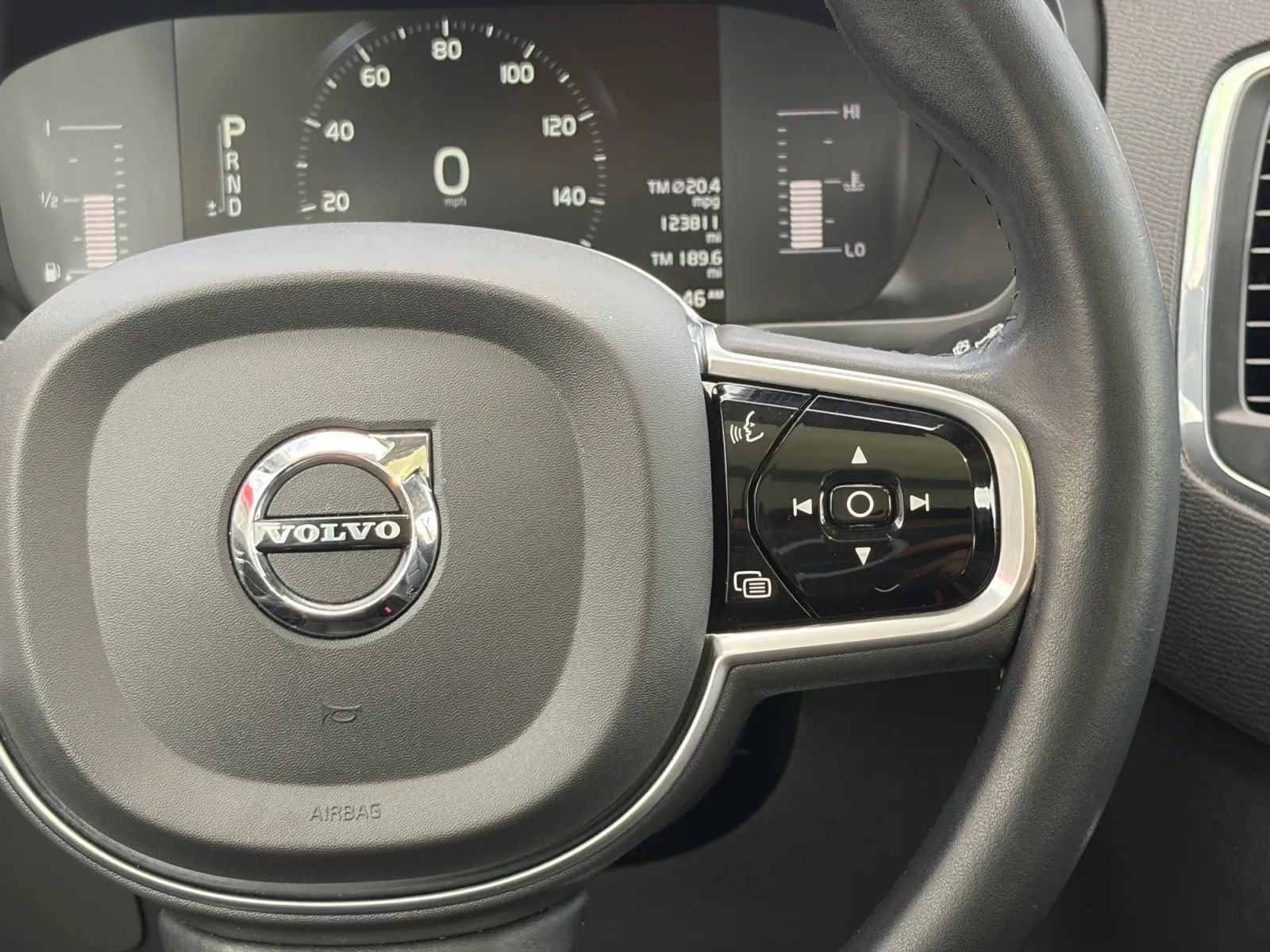 Used 2019 Volvo XC90 T5 Momentum AWD/4WD image 33