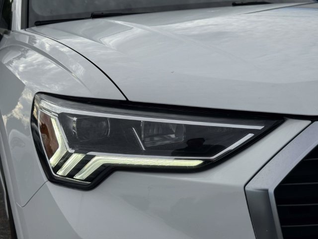 Used 2025 Audi Q3 2.0T Premium AWD/4WD image 15