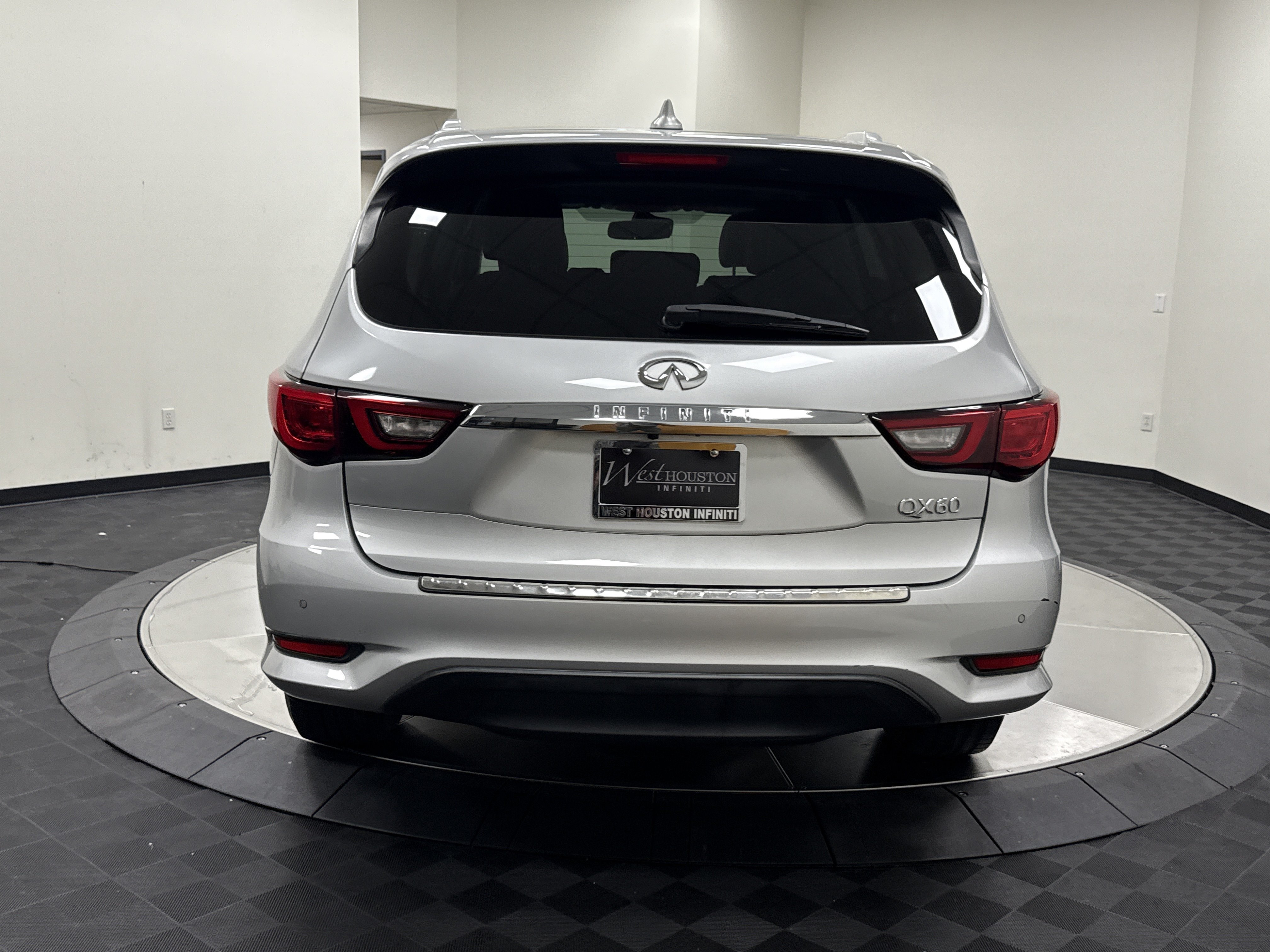 Used 2019 INFINITI QX60 Luxe w/ Essential Package FWD image 6