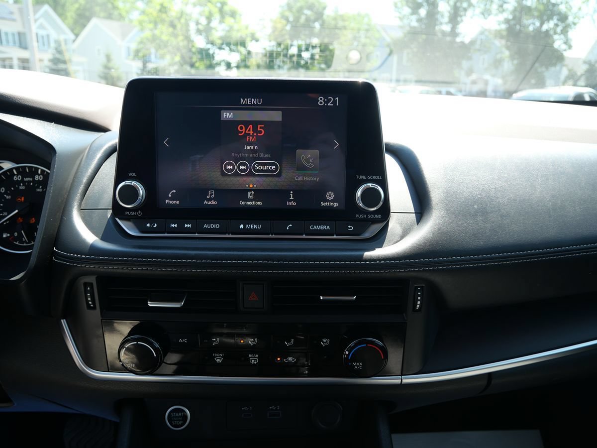 Used 2021 Nissan Rogue S FWD image 14