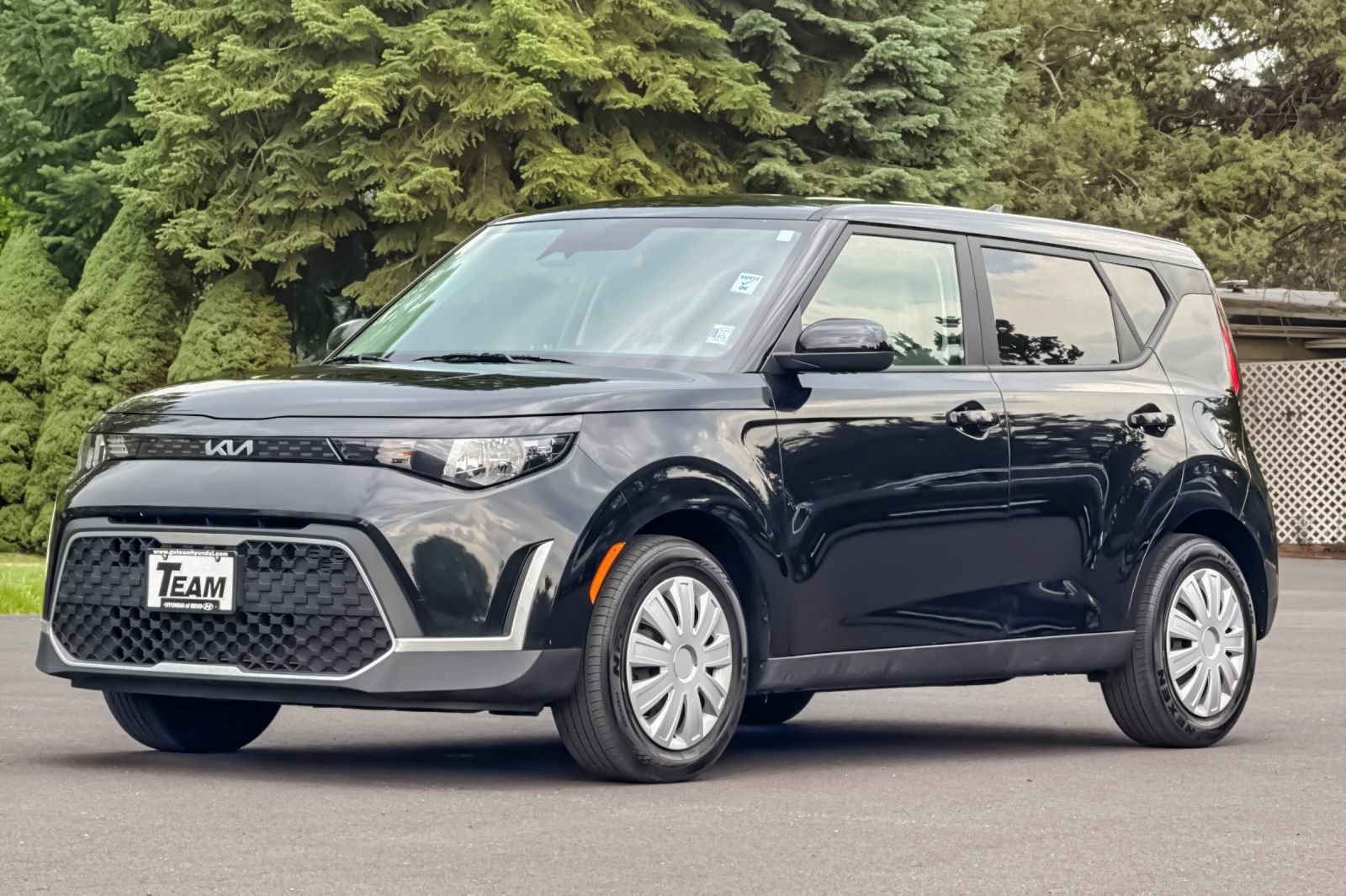 Used 2023 Kia Soul LX FWD image 9