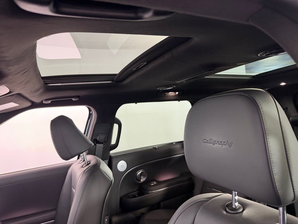 Used 2026 Hyundai Palisade Calligraphy AWD/4WD image 25