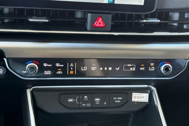 New 2027 Kia Carnival SX FWD image 26