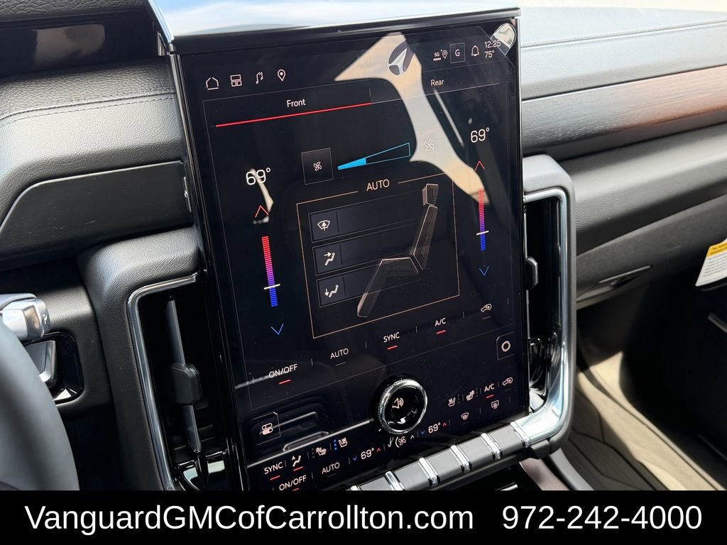 New 2026 GMC Yukon Denali w/ Denali Reserve Package AWD/4WD image 16