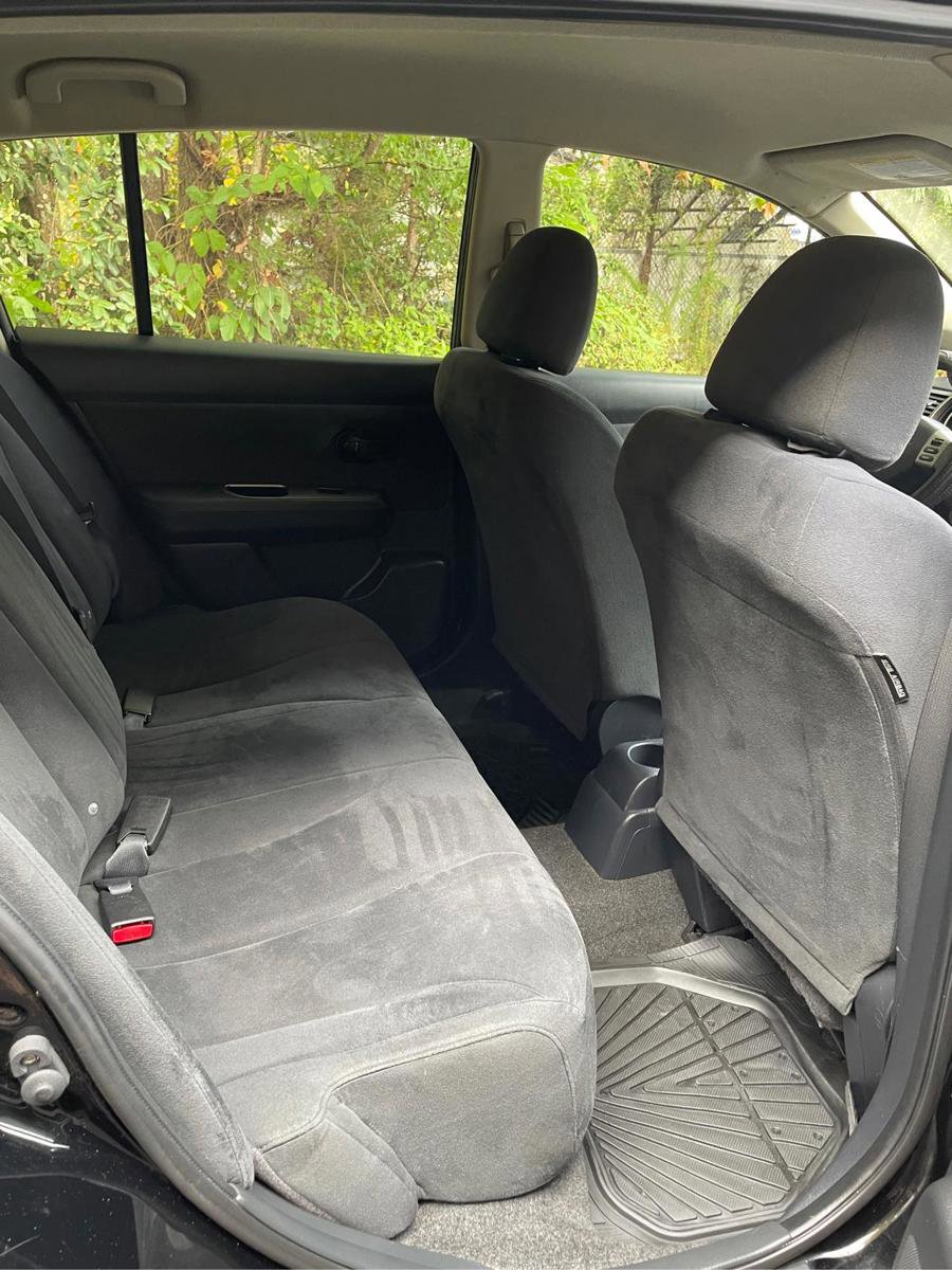 Used 2009 Nissan Versa 1.8 S w/ PWR Pkg image 9