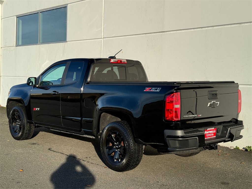 Used 2017 Chevrolet Colorado Z71 w/ Z71 Midnight Edition image 5