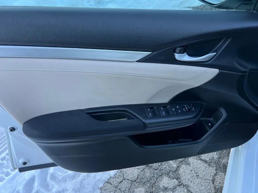 Used 2018 Honda Civic EX image 26