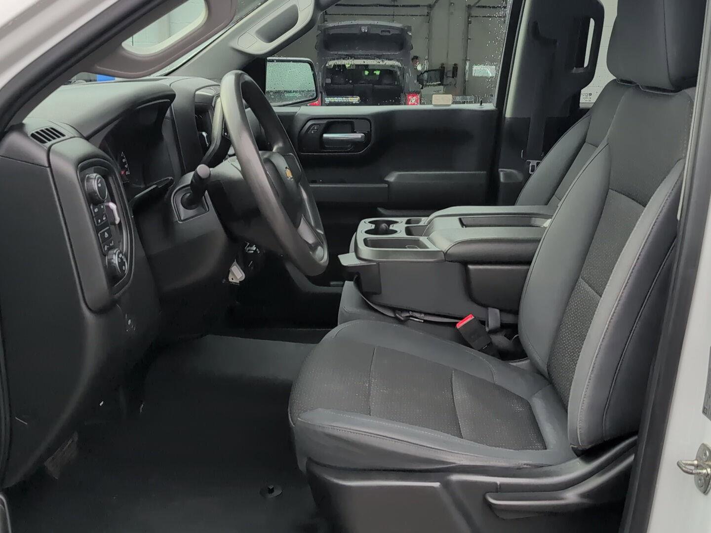 Used 2019 Chevrolet Silverado 1500 Custom w/ Custom Convenience Package image 16