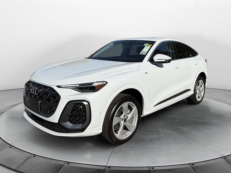 New 2026 Audi Q5 Premium Plus AWD/4WD image 3