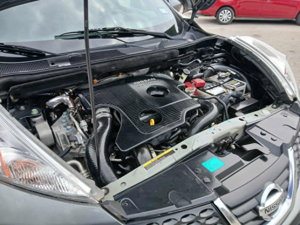 Used 2013 Nissan Juke SL w/ Sport Pkg FWD image 17