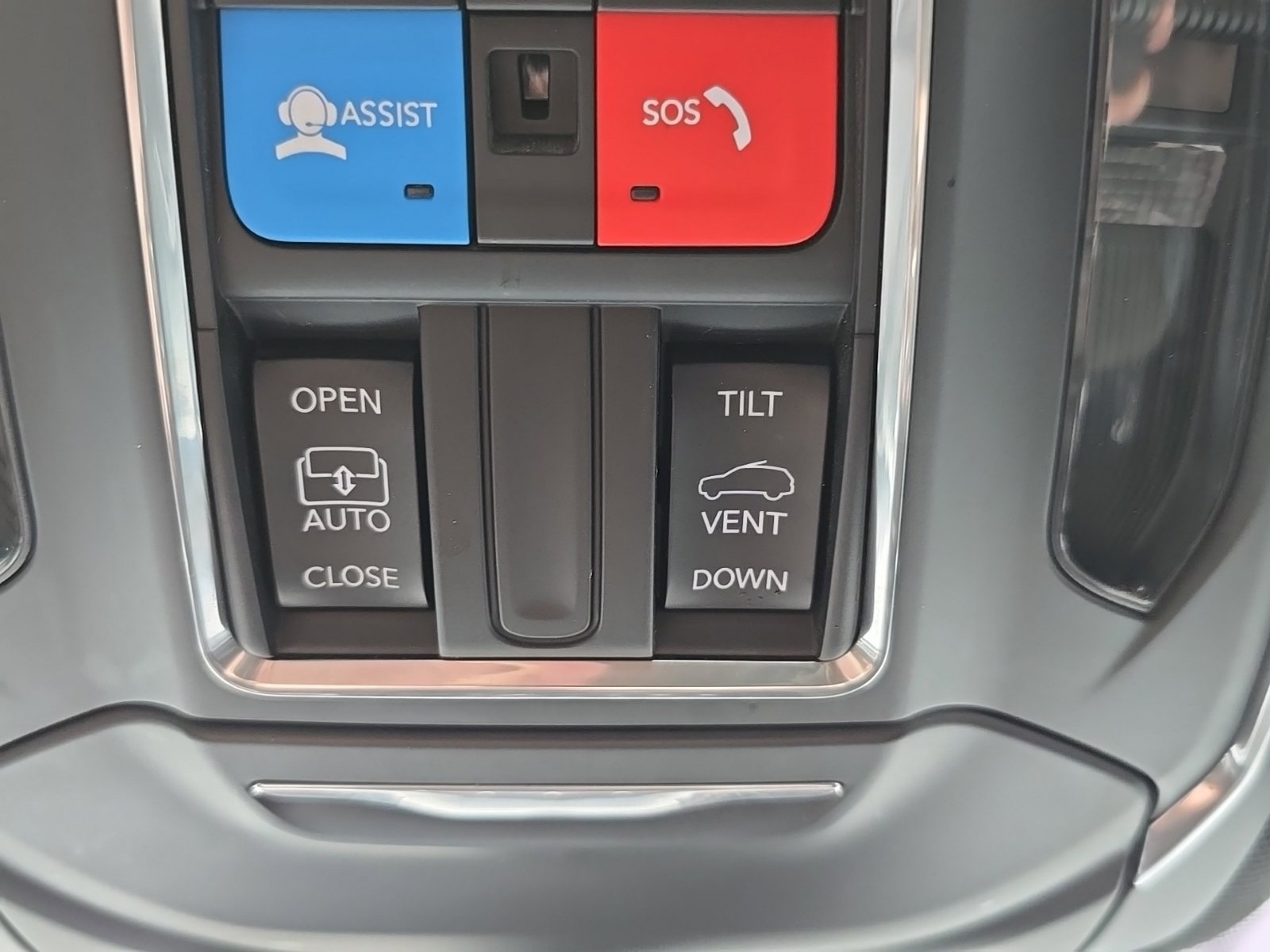 Used 2023 Jeep Grand Cherokee Altitude AWD/4WD image 40