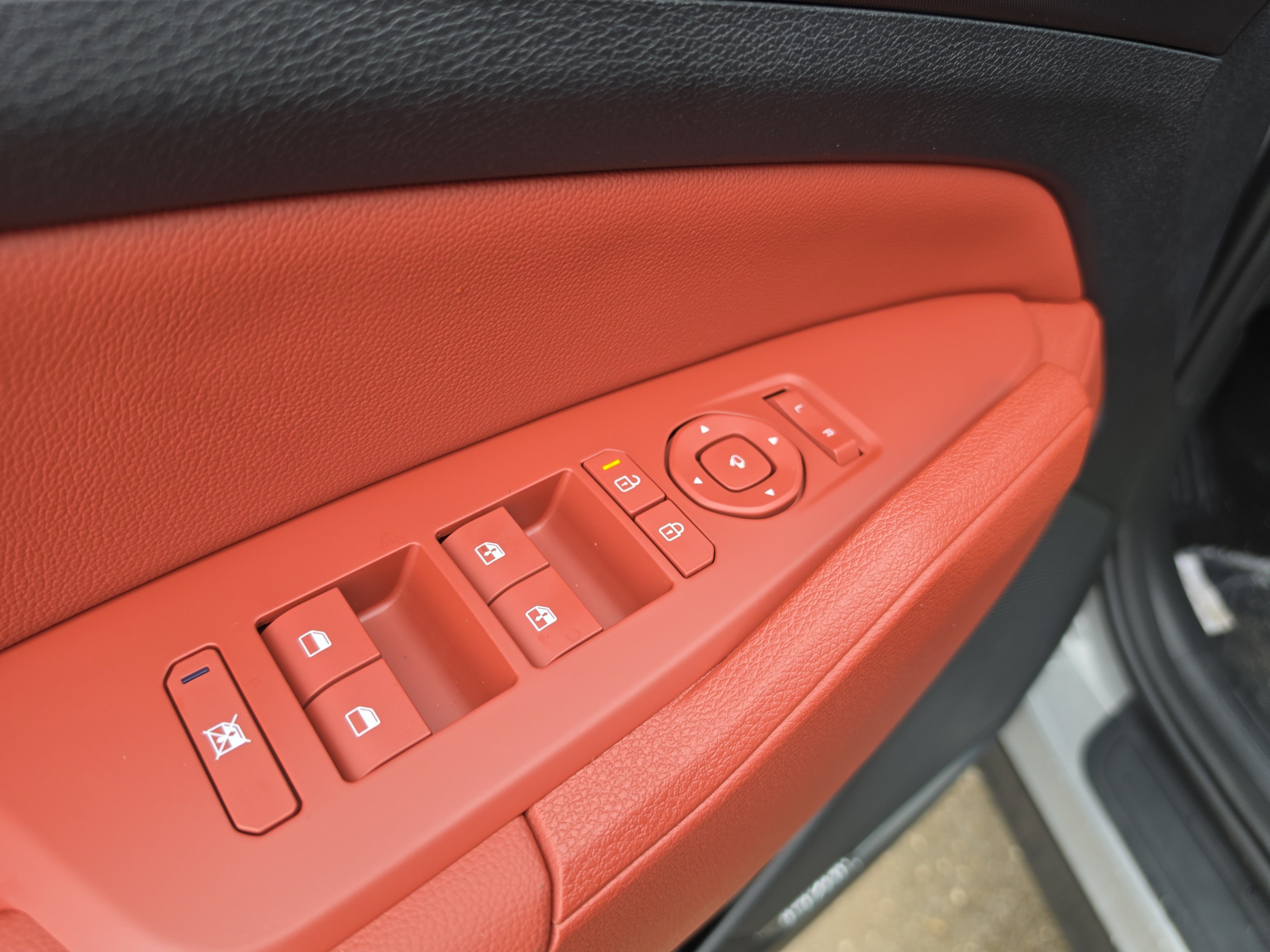 New 2027 Kia Sportage SX FWD image 20