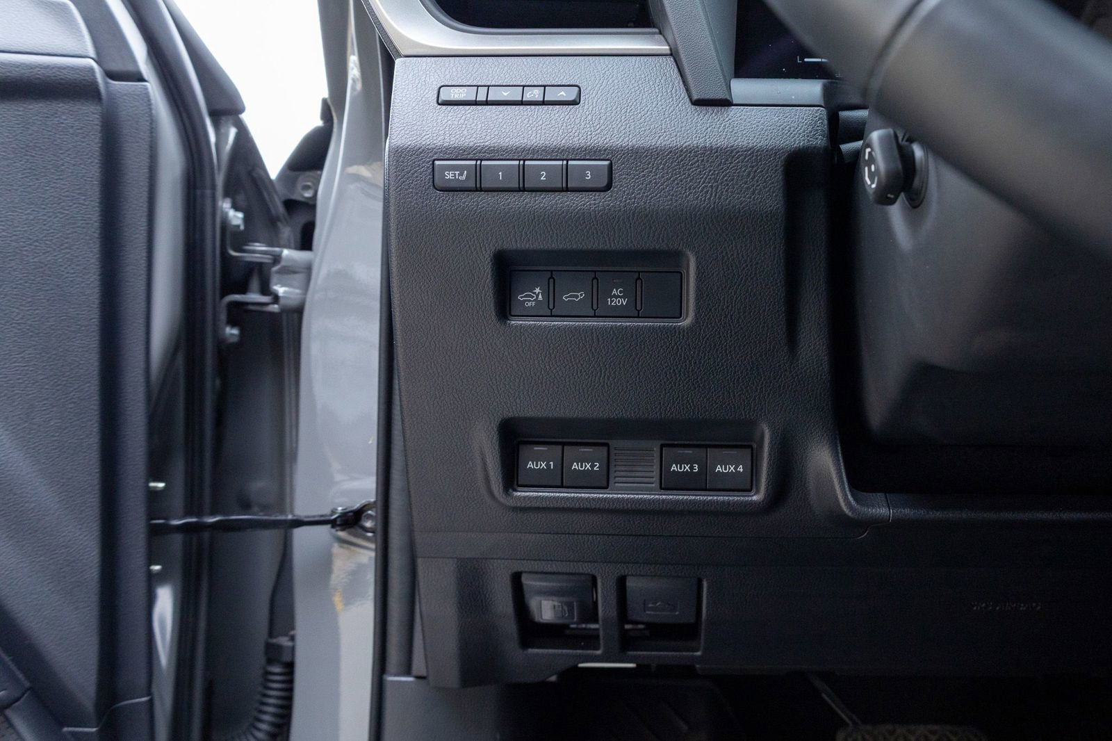 Used 2025 Lexus GX 550 image 22