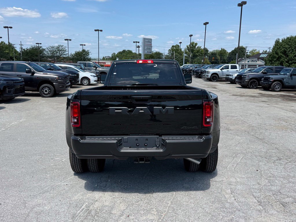 New 2026 RAM 3500 Tradesman AWD/4WD image 7