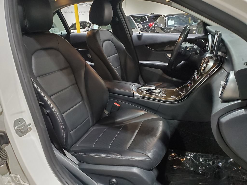 Used 2016 Mercedes-Benz C 300 Sedan image 14