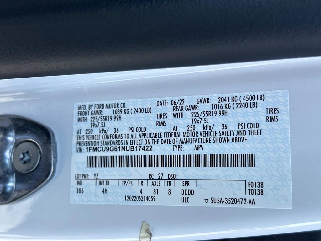 Used 2022 Ford Escape SE image 31